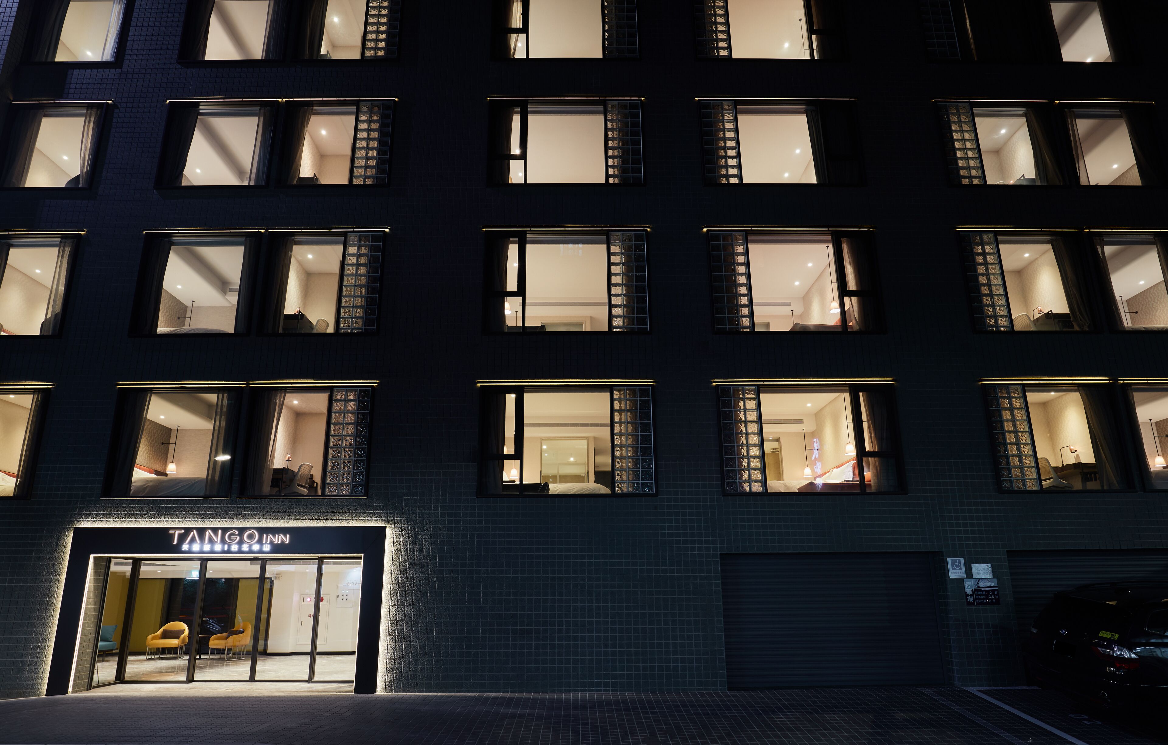 Hótelið að utanverðu