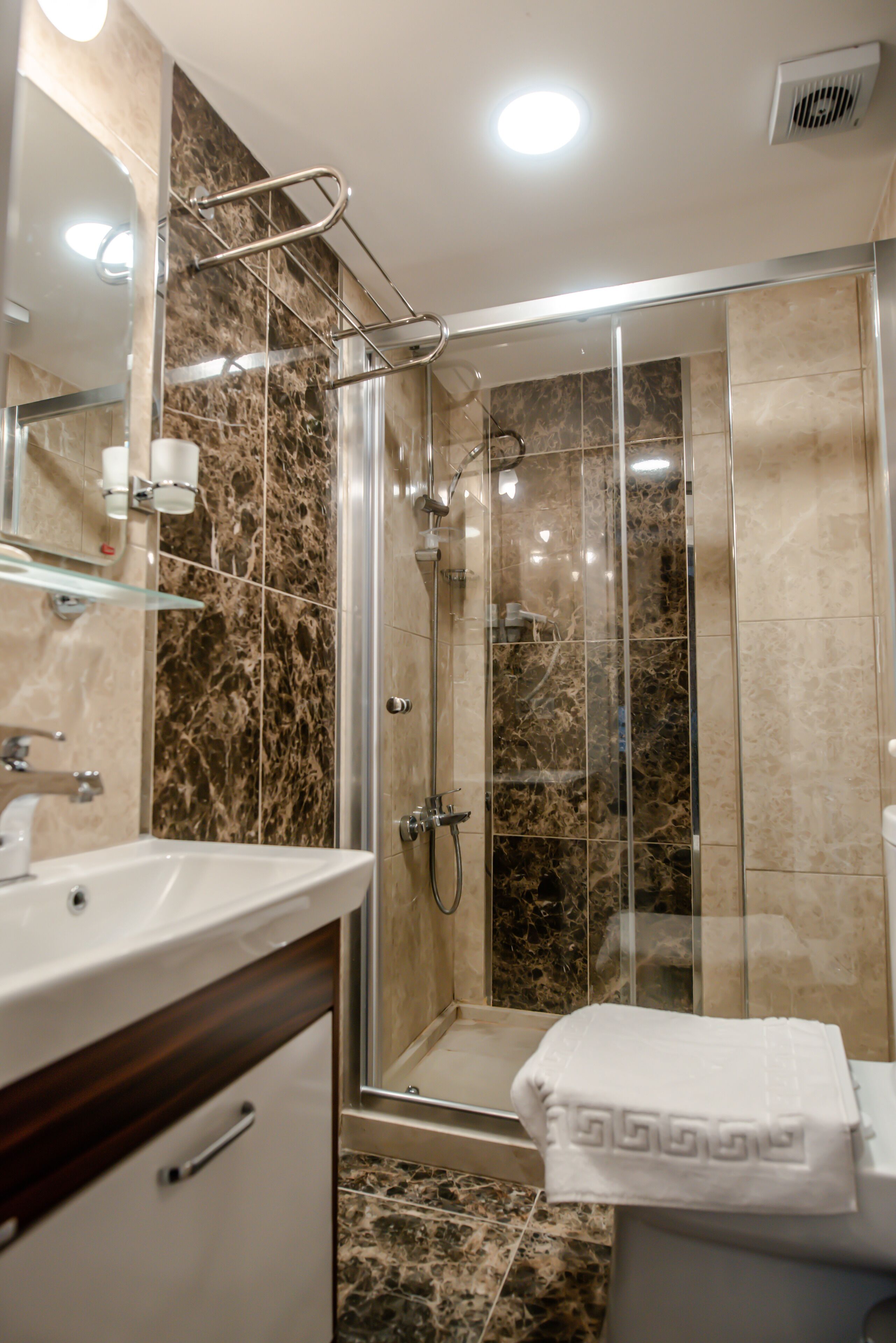 Foto - The Camelot Hotel