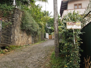 Street view - Nisha homestay (Kandy)