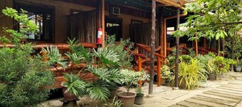 比维斯旅客酒店