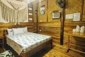Deluxe Bungalow | Desk, iron/ironing board, free WiFi - BING-VICE Tourist Inn (San Vicente)
