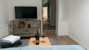 Apartemen, balkon | 1 kamar tidur dan didekorasi berbeda-beda