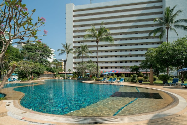 Utomhuspool
