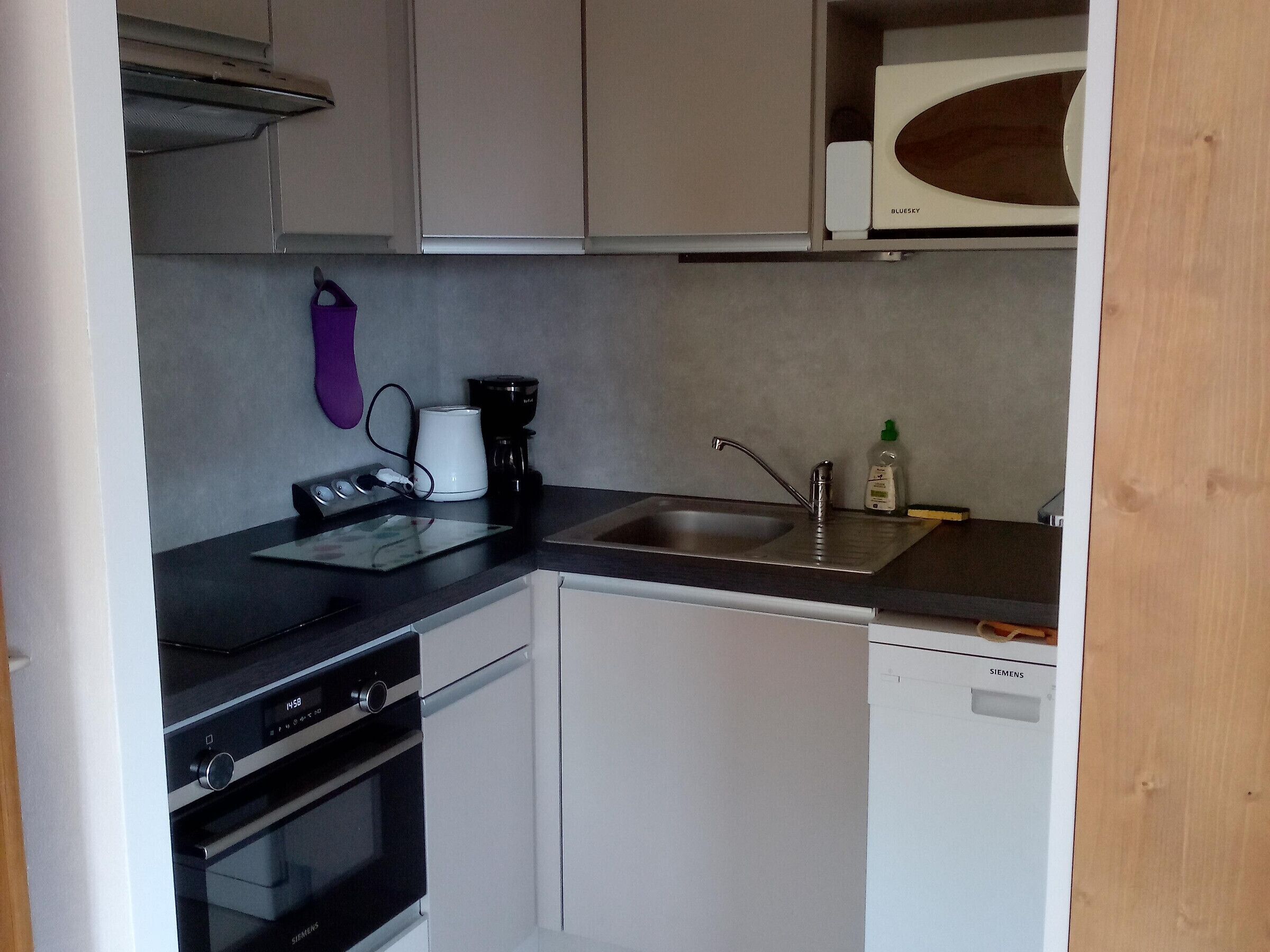 Refrigerador, microondas y lavavajillas 