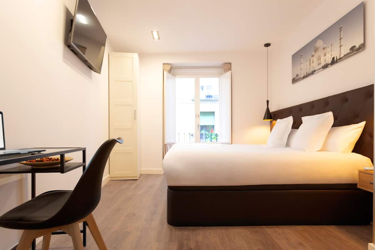 Phòng Suite Junior, ban công | Minibar, két bảo mật tại phòng, khu vực làm việc phù hợp cho laptop