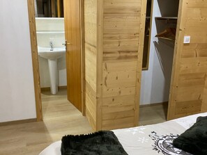 3 habitaciones, wifi gratis y ropa de cama 