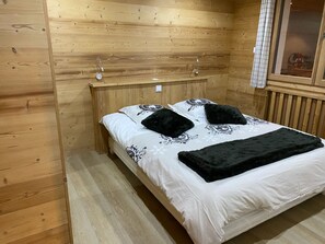 3 habitaciones, wifi gratis y ropa de cama 