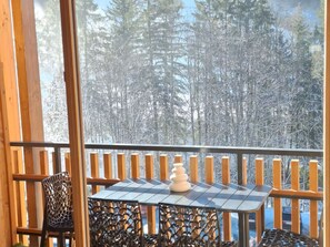 Unclassified image, 2 of 9, button - Cozy apartment 5 pax, near ski slopes, balcony with mountain view (Le Grand-Bornand)