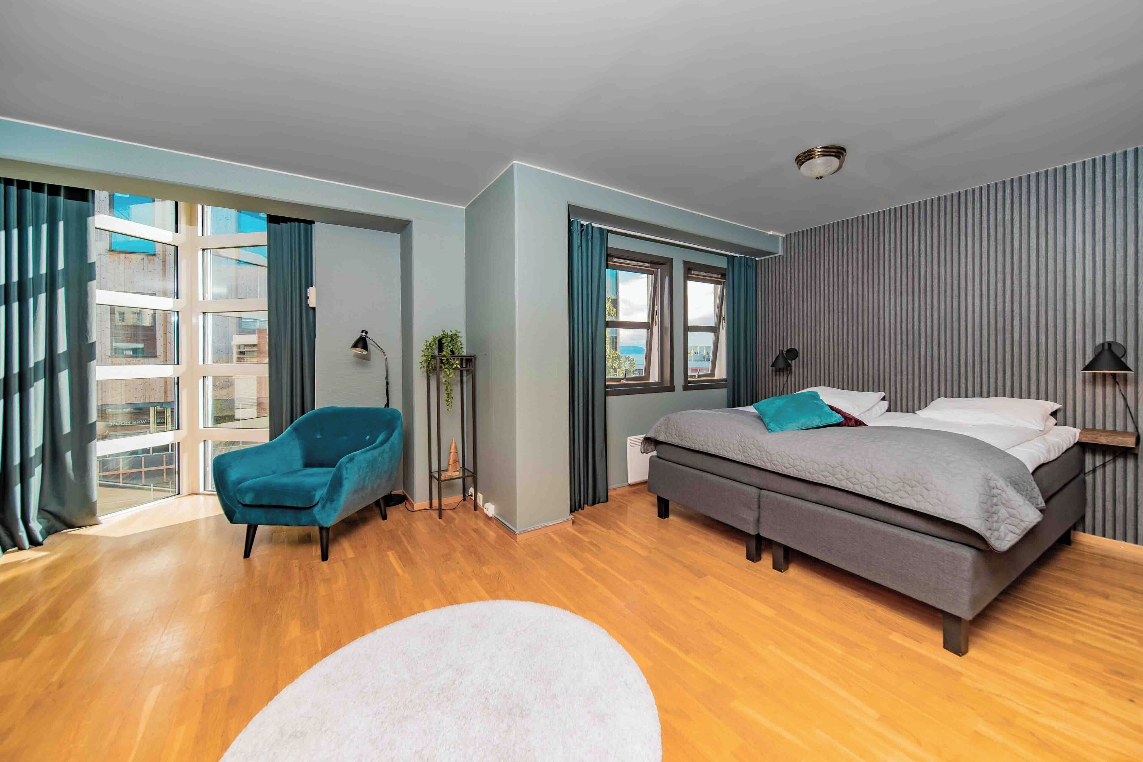 junior studio suite | individually decorated, individually furnished, desk, laptop workspace