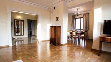 Departamento superior | 3 habitaciones, decoración personalizada y muebles diferentes