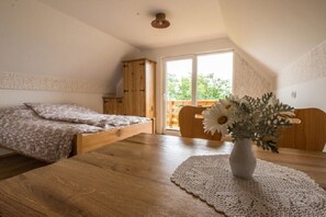 1 bedroom, WiFi, bed sheets