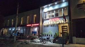 Comfort Double Room | Free WiFi - Hotel Silver Palm (Udaipur)