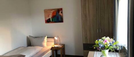 1 Schlafzimmer, WLAN, Bettwäsche