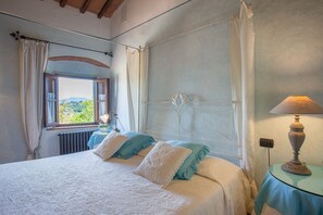 6 chambres, accĂšs Internet, draps fournis
