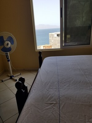 3 bedrooms, Internet