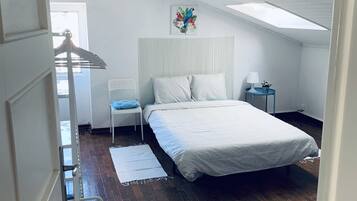 Economy Triple Room (3) | Free WiFi