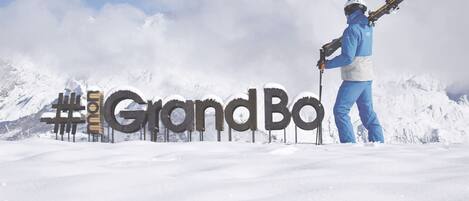 雪地及滑雪運動
