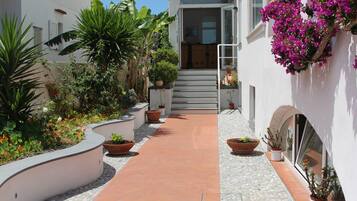 Ingresso della struttura