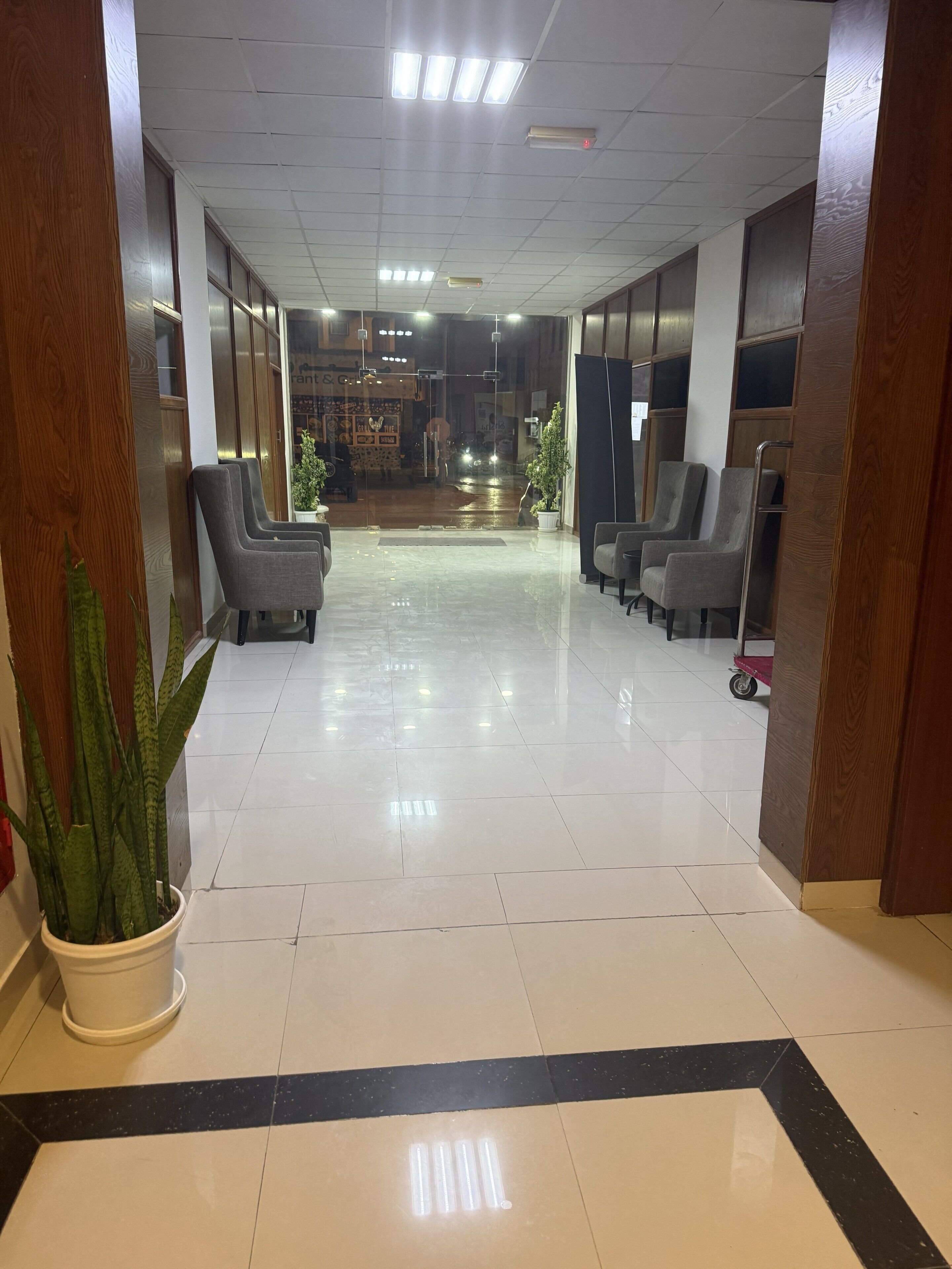 Pintu masuk interior
