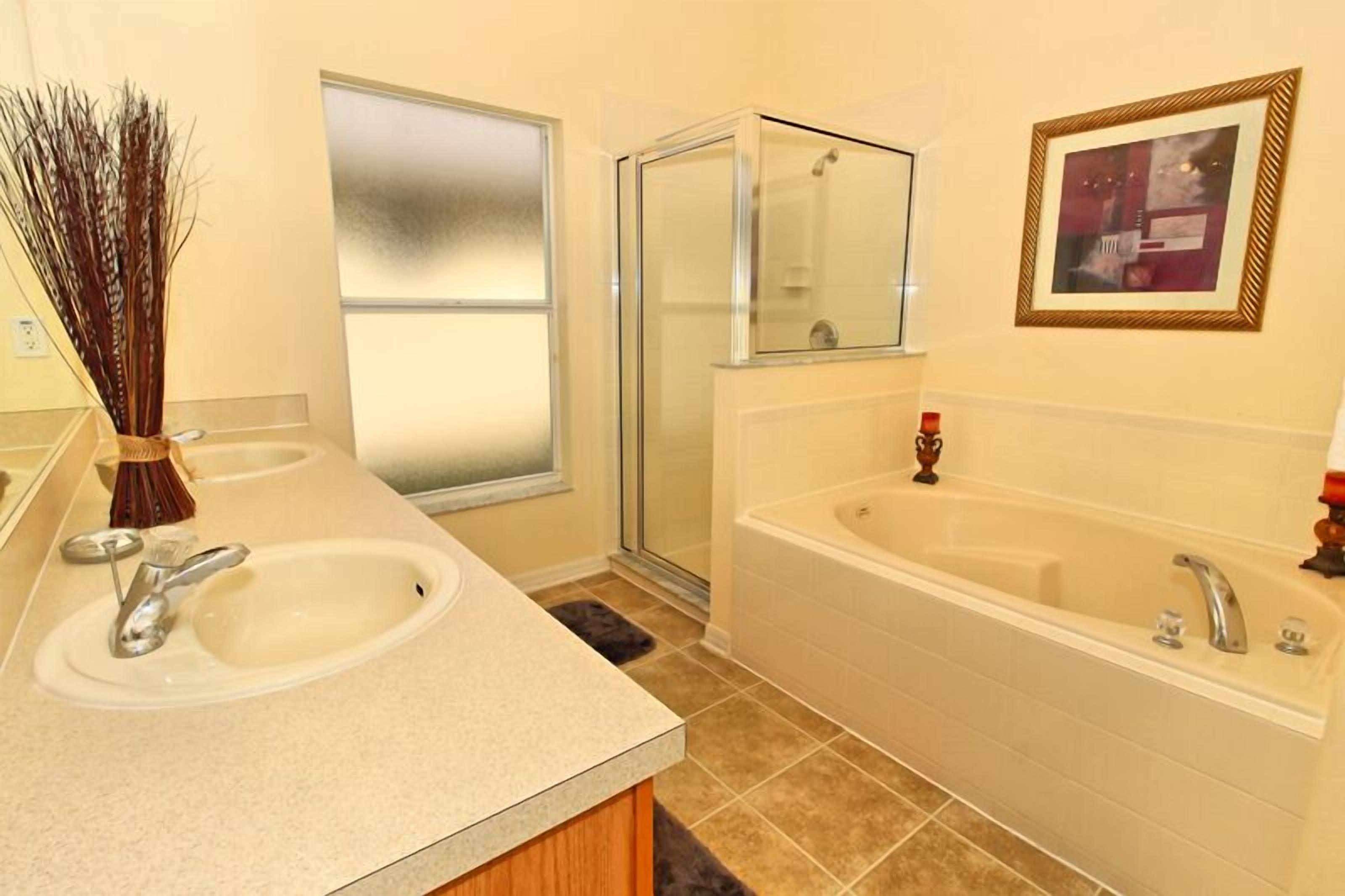 Villa, 5 Bedrooms | Bathroom | Towels