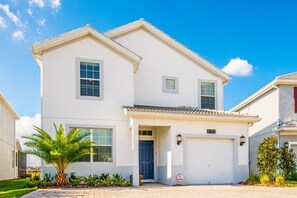 Villa, 5 Bedrooms | Exterior