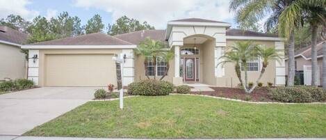 Villa, 4 Bedrooms | Exterior