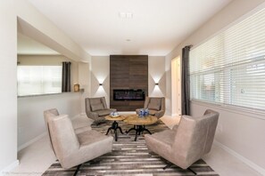 Interior - Solara Resort 9 Bedroom Villa by RedAwning (Kissimmee)