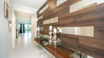 Villa, meerdere slaapkamers | Interieur