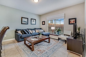 Townhome, 4 Bedrooms | Living room