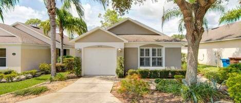 House, 3 Bedrooms | Exterior