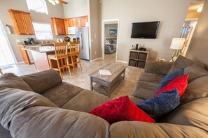 المنشأة من الداخل