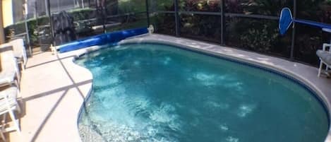 House, 3 Bedrooms | Pool