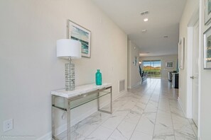 Huvila, useita makuuhuoneita | Sisätilat