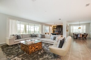 Villa, camere multiple | Area soggiorno