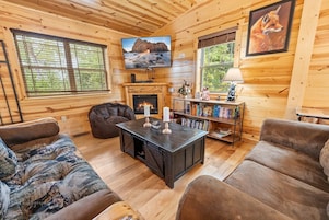 Cabin, 2 Bedrooms | Living area | TV