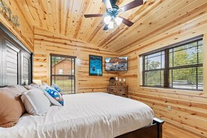 2 bedrooms, iron/ironing board, free WiFi, bed sheets - Foxes' Den Cabin with Private Hot Tub and Arcade Game by RedAwning (Pigeon Forge)