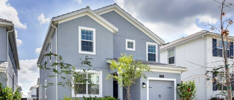 Maison, 5 chambres | Extérieur