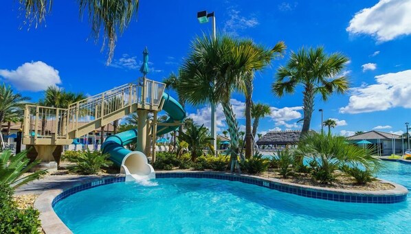 House, 5 Bedrooms | Pool