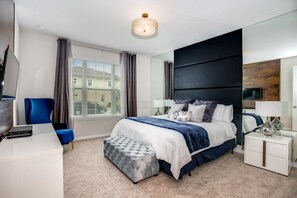 Villa, Mehrere Schlafzimmer | 9 Schlafzimmer, kostenloses WLAN, Bettwäsche