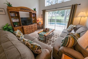 Living area - Gated Country Club Private Pool ! 4 Bedroom Home by RedAwning (Haines City)