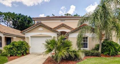 Southern Palms Pool 3 Bedroom Home by RedAwning