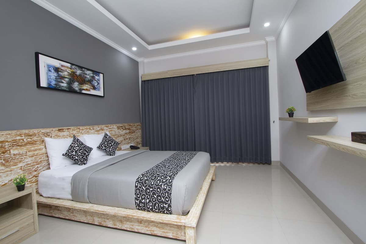 Standard Room, 1 Queen Bed