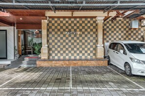 Front of property - D Sarian Seminyak (Seminyak)