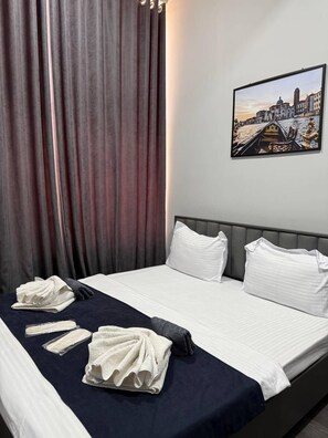 Iron/ironing board, free WiFi, bed sheets