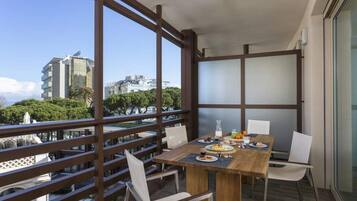 Deluxe-lejlighed | Terrasse/gårdhave