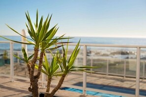 Comfort Studio, 1 Bedroom (Driftwood) | Beach/ocean view - Zeezicht Apartments (St. Helena Bay)