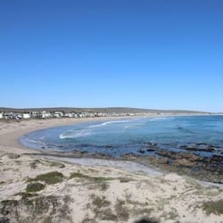 Am Strand, weißer Sandstrand