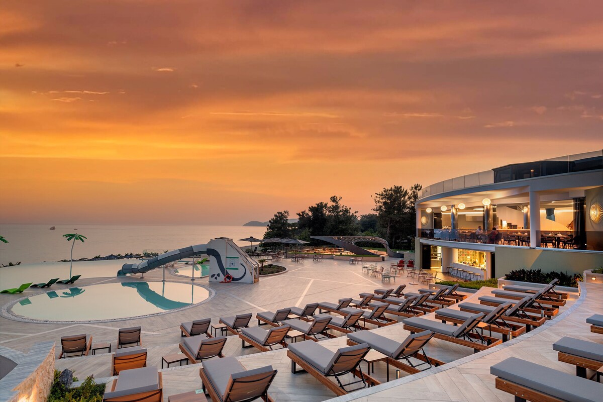 thasos group bookings