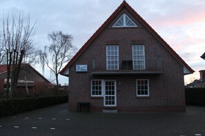 Exterior - Apartmenthäuser Störtebeker (Marienhafe)