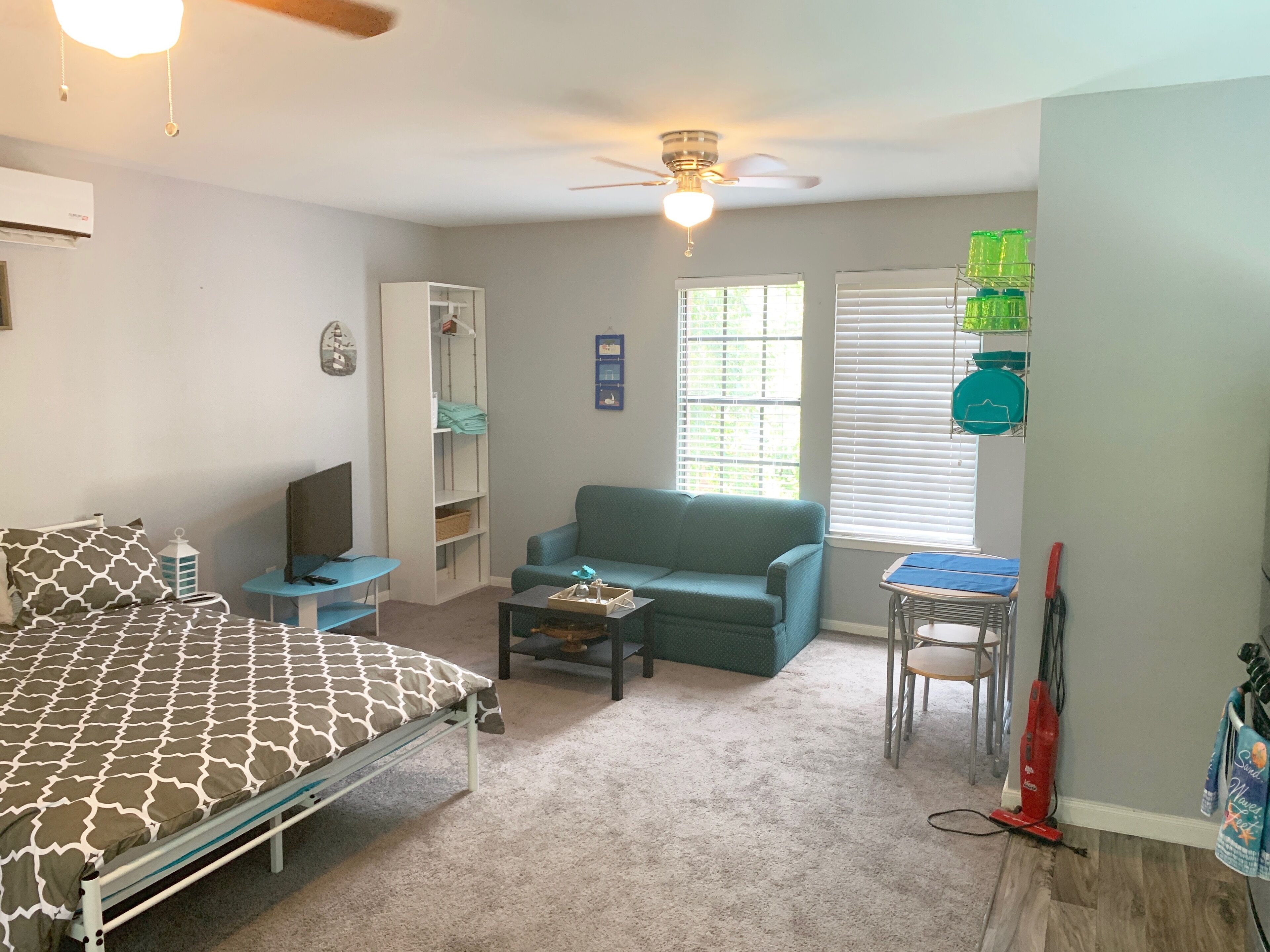 1 bedroom, desk, free WiFi, bed sheets